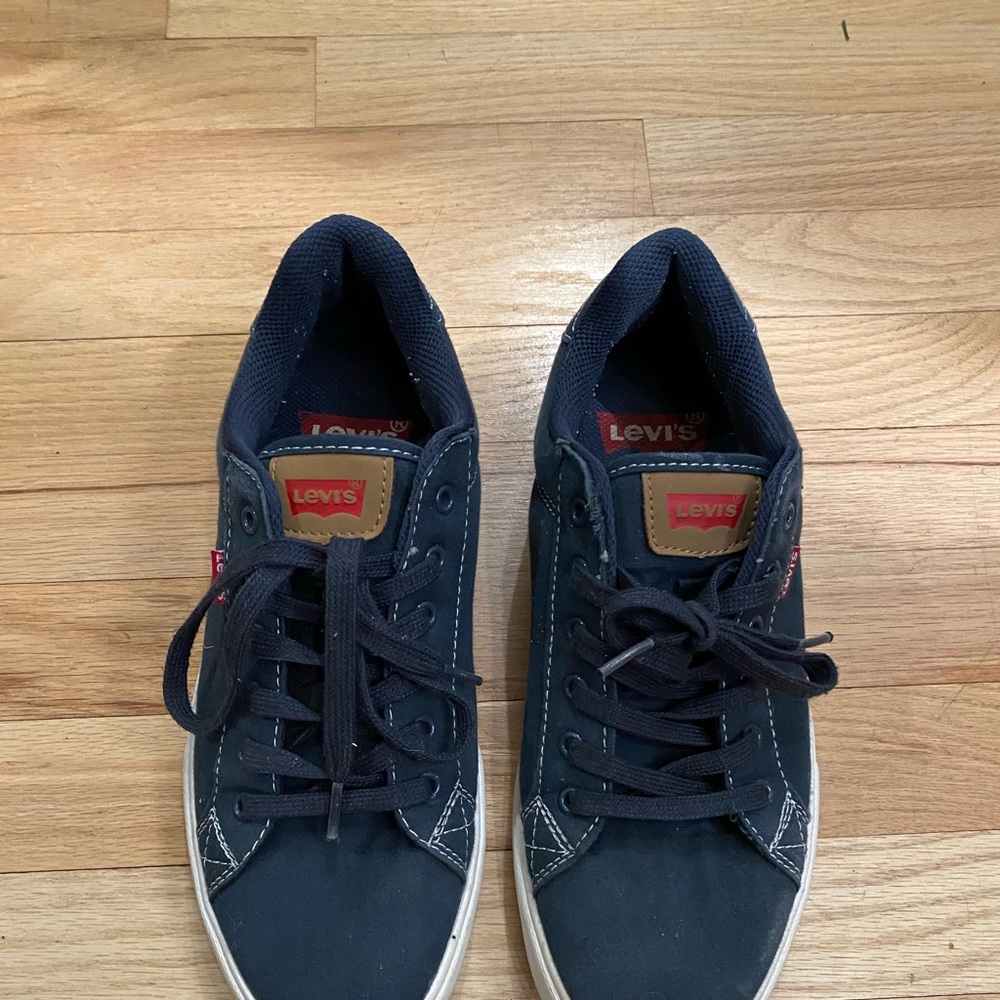 Levi’s men’s sneakers